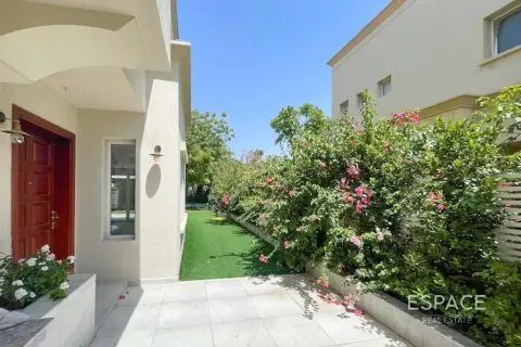 Villa à The Springs, Dubai, 3 chambres, 209 m², № 122779 - photo 8
