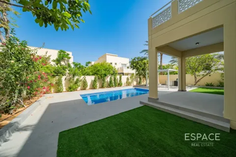 فيلا في Meadows, دبي 4 غرف نوم, 320 م² رقم 122784 - صورة 19