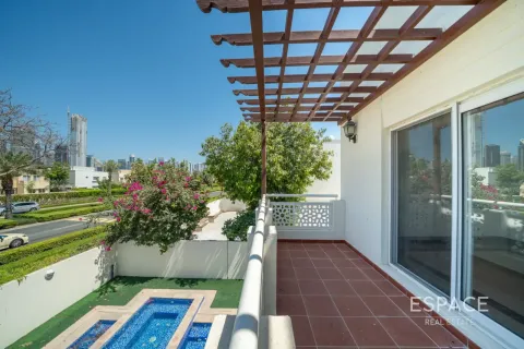 Villa à Meadows, Dubai, 6 chambres, 457 m², № 122780 - photo 16