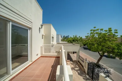 Villa à Meadows, Dubai, 6 chambres, 457 m², № 122780 - photo 17