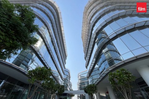 Office in Umm Ramool, Dubai 2104.6 sq.m. № 139516 - photo 10