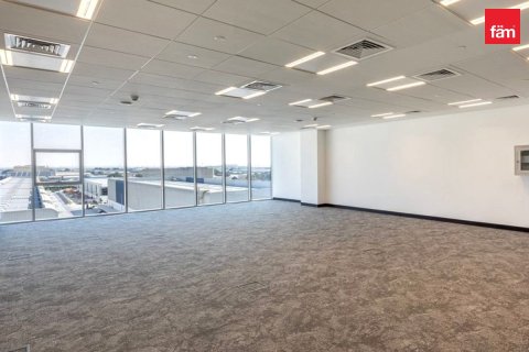 Office in Umm Ramool, Dubai 2104.6 sq.m. № 139516 - photo 8