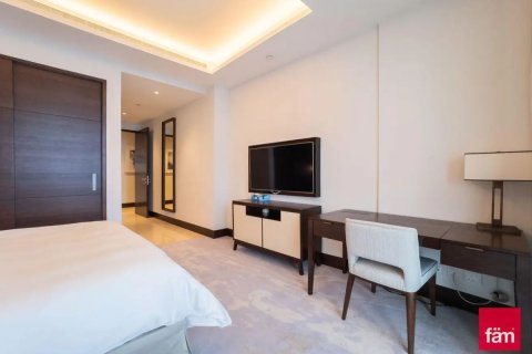 Apartment in Downtown Dubai (Downtown Burj Dubai), Dubai 3 bedrooms, 225.8 sq.m. № 139514 - photo 11
