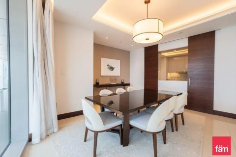 Apartment in Downtown Dubai (Downtown Burj Dubai), Dubai 3 bedrooms, 225.8 sq.m. № 139514 - photo 6