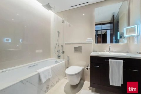 Apartment in Downtown Dubai (Downtown Burj Dubai), Dubai 3 bedrooms, 225.8 sq.m. № 139514 - photo 15