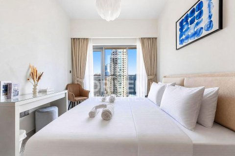 Apartment in Burj Royale, Downtown Dubai (Downtown Burj Dubai), Dubai 2 bedrooms, 91.88 sq.m. № 138770 - photo 6