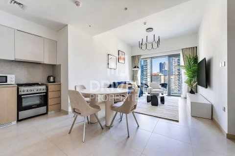 Apartment in Burj Royale, Downtown Dubai (Downtown Burj Dubai), Dubai 2 bedrooms, 91.88 sq.m. № 138770 - photo 4