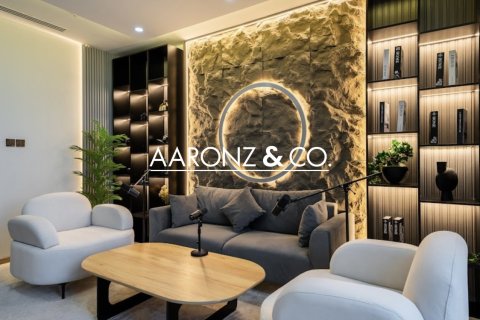 Office in Downtown Dubai (Downtown Burj Dubai), Dubai 313 sq.m. № 101339 - photo 3