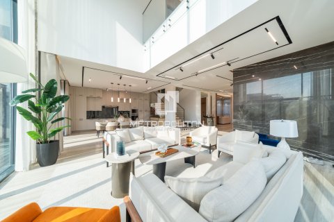 Villa à Nad Al Sheba 1, Nadd Al Sheba, Dubai, 6 chambres, 930 m², № 73960 - photo 2