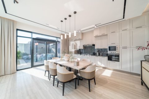 Villa à Nad Al Sheba 1, Nadd Al Sheba, Dubai, 6 chambres, 930 m², № 73960 - photo 7