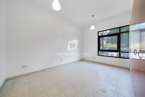Apartment in Greens, Dubai 2 bedrooms, 128 sq.m. № 73968 - photo 16