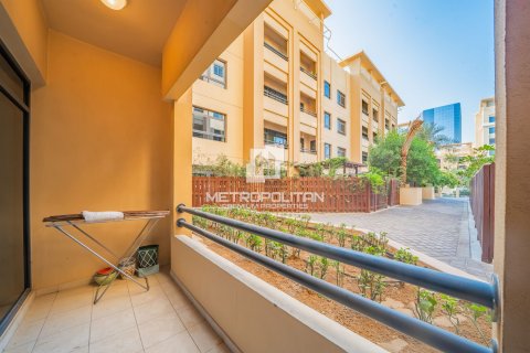 Apartment in Greens, Dubai 2 bedrooms, 128 sq.m. № 73968 - photo 21