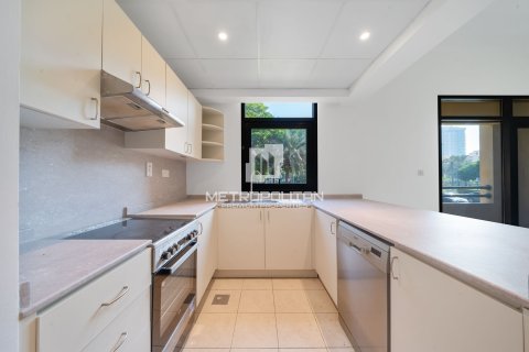 Apartment in Greens, Dubai 2 bedrooms, 128 sq.m. № 73968 - photo 5