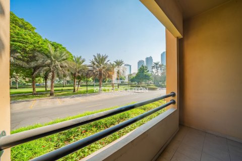 Apartment in Greens, Dubai 2 bedrooms, 128 sq.m. № 73968 - photo 26