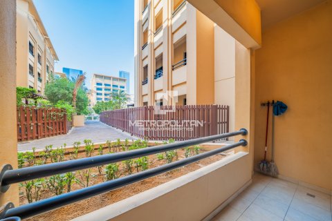 Apartment in Greens, Dubai 2 bedrooms, 128 sq.m. № 73968 - photo 23