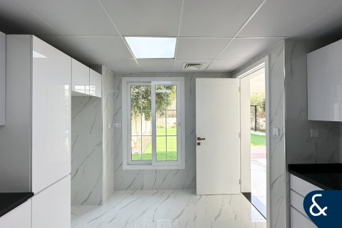Villa en Springs 4, The Springs, Dubai, 3 dormitorios, 210 m², № 88713 - foto 10
