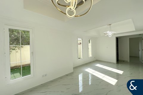 Villa en Springs 4, The Springs, Dubai, 3 dormitorios, 210 m², № 88713 - foto 5