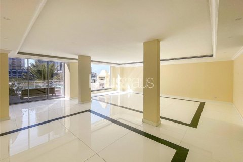 Villa in Dubai Marina, Dubai 3 bedrooms, 464 sq.m. № 44723 - photo 5
