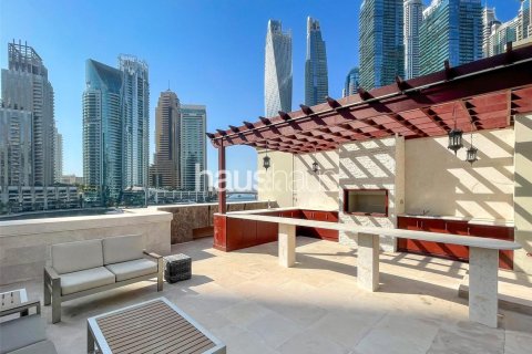 Villa in Dubai Marina, Dubai 3 bedrooms, 464 sq.m. № 44723 - photo 14