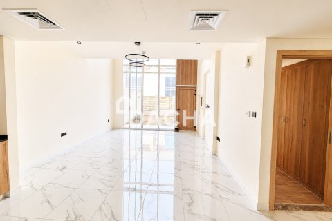 Townhouse in Rukan, Dubai 3 bedrooms, 144 sq.m. № 141373 - photo 10