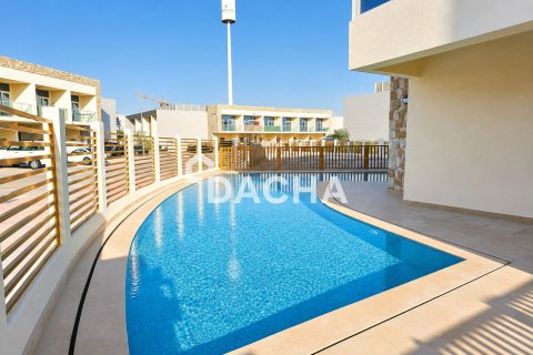 Townhouse in Rukan, Dubai 3 bedrooms, 144 sq.m. № 141373 - photo 20