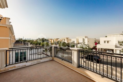Villa in Legacy Nova Villas, Jumeirah Park, Dubai 4 bedrooms, 454 sq.m. № 141362 - photo 27
