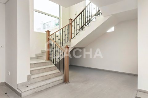 Villa in Legacy Nova Villas, Jumeirah Park, Dubai 4 bedrooms, 454 sq.m. № 141362 - photo 11