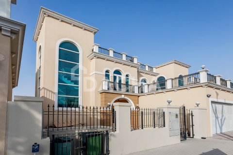 Villa in Legacy Nova Villas, Jumeirah Park, Dubai 4 bedrooms, 454 sq.m. № 141362 - photo 28