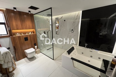 Villa in Jumeirah Village Triangle, Dubai 2 bedrooms, 250 sq.m. № 141369 - photo 2