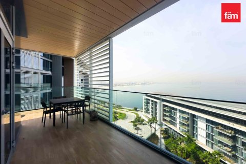 Apartment in Dubai 3 bedrooms, 190 sq.m. № 124560