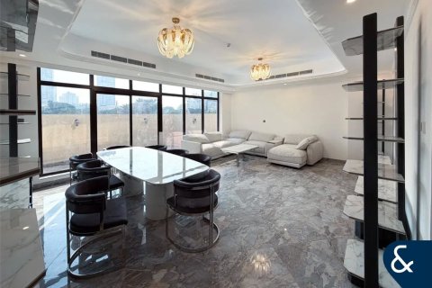 Maison de ville à Jumeirah Village Triangle, Dubai, 4 chambres, 166 m², № 98363