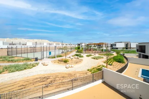 Villa à Al Furjan, Dubai, 5 chambres, 453 m², № 61583