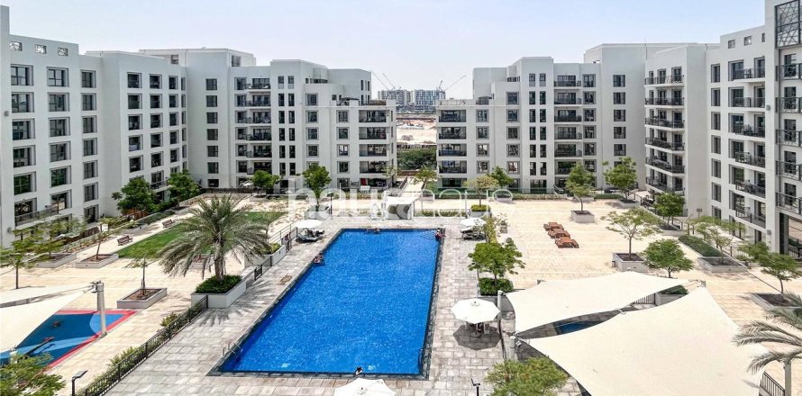 Appartement à Town Square, Dubai, 3 chambres, 241 m², № 44499