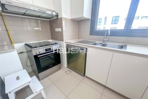 Appartement à Town Square, Dubai, 3 chambres, 241 m², № 44499 - photo 5