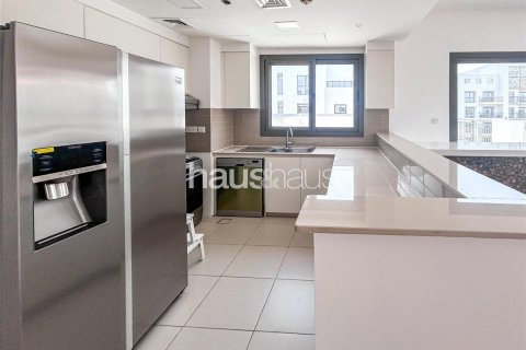 Appartement à Town Square, Dubai, 3 chambres, 241 m², № 44499 - photo 4