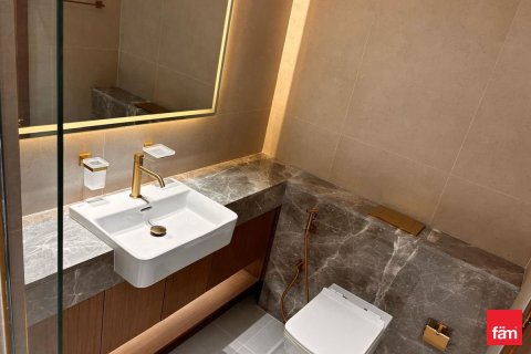 Apartment in Business Bay, Dubai 2 bedrooms, 122.3 sq.m. № 112530 - photo 7