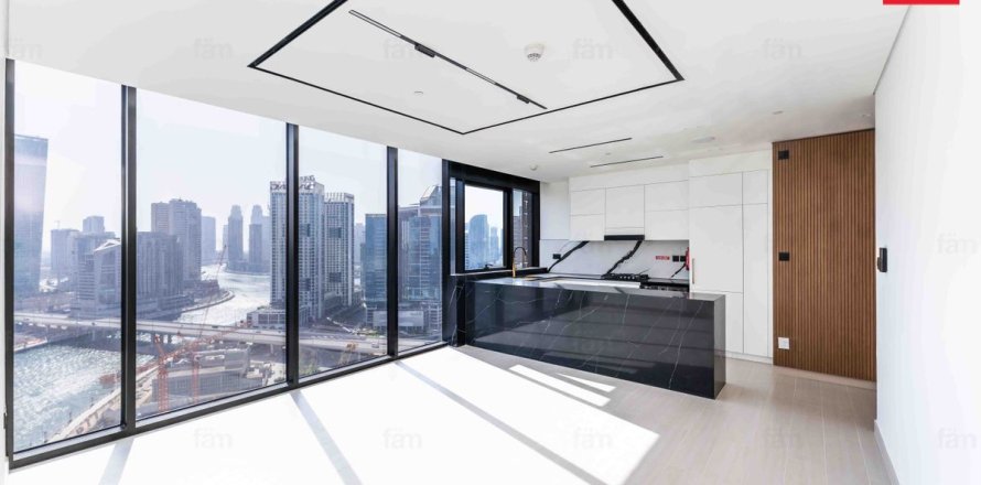 Apartment in Business Bay, Dubai 1 bedroom, 67.9 sq.m. № 112531