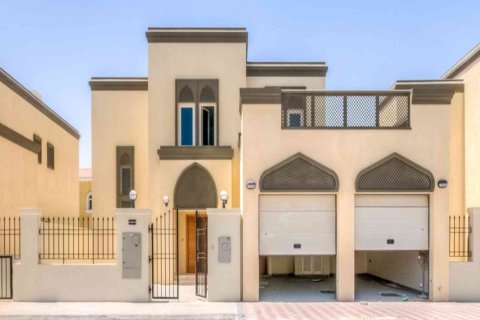 Villa en Jumeirah Islands, Dubai, 3 dormitorios, 510 m², № 97276