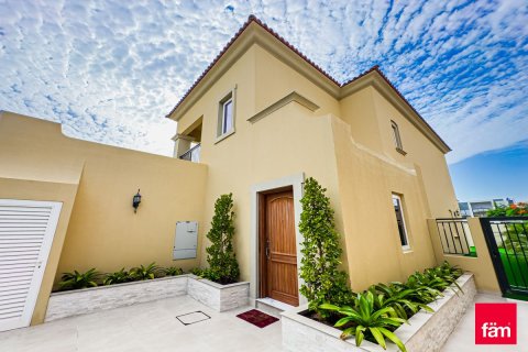 Villa à Dubai, 3 chambres, 325 m², № 137527 - photo 2