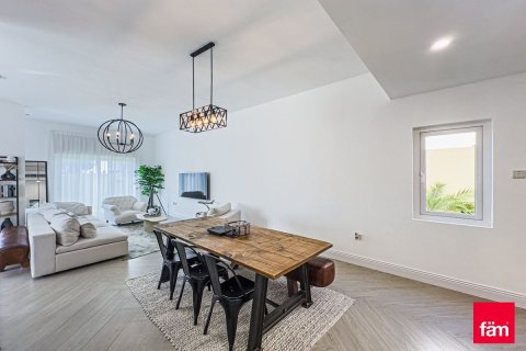 Villa à Dubai, 3 chambres, 325 m², № 137527 - photo 14