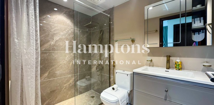 Apartment in The Views 1, The Views, Dubai 2 bedrooms, 131.458 sq.m. № 124487