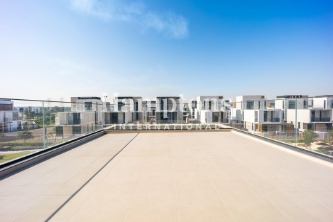 Villa à Arabian Ranches 3, Dubai, 4 chambres, 447.97826600 m², № 141727 - photo 7