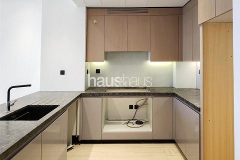 Apartment in Jumeirah Village Circle, Dubai 2 bedrooms, 106 sq.m. № 45092 - photo 6