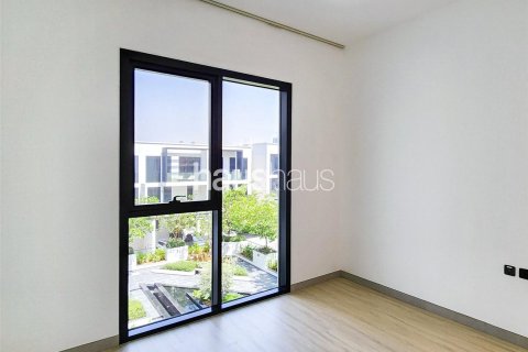 Apartment in Jumeirah Village Circle, Dubai 2 bedrooms, 106 sq.m. № 45092 - photo 11