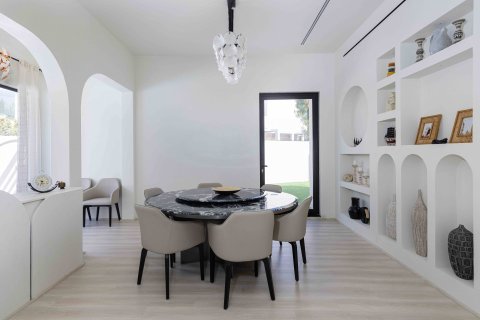 Villa à Arabian Ranches, Dubai, 4 chambres, 390 m², № 75485 - photo 3