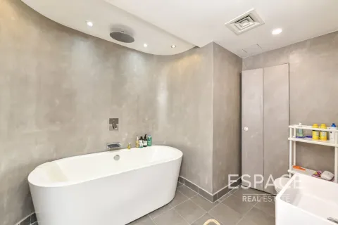 Apartment in Jumeirah Beach Residence, Dubai 2 bedrooms, 161 sq.m. № 122565 - photo 12