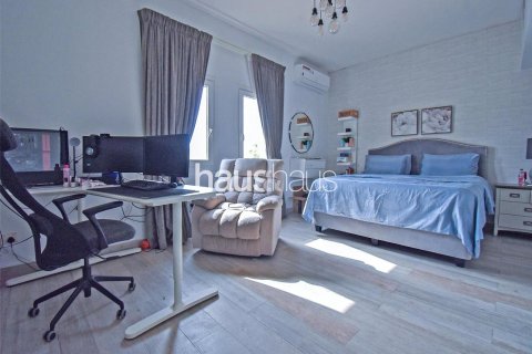 فيلا في Meadows, دبي 4 غرف نوم, 1022 م² رقم 45047 - صورة 11