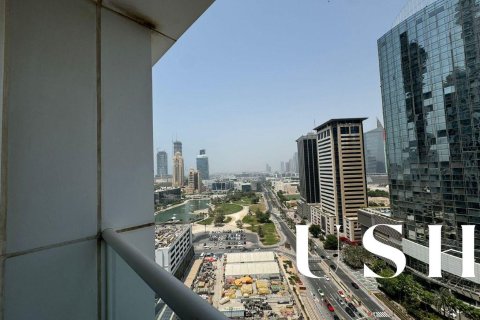 Apartment in Dubai Marina, Dubai 3 bedrooms, 201 sq.m. № 46849 - photo 24