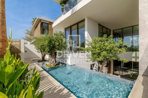 Villa in La Mer, Jumeirah, Dubai 6 bedrooms, 880.44 sq.m. № 139985 - photo 2