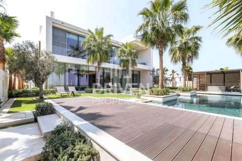 Villa in Jumeirah Bay Island, Jumeirah, Dubai 5 bedrooms, 1487.75 sq.m. № 139984 - photo 6